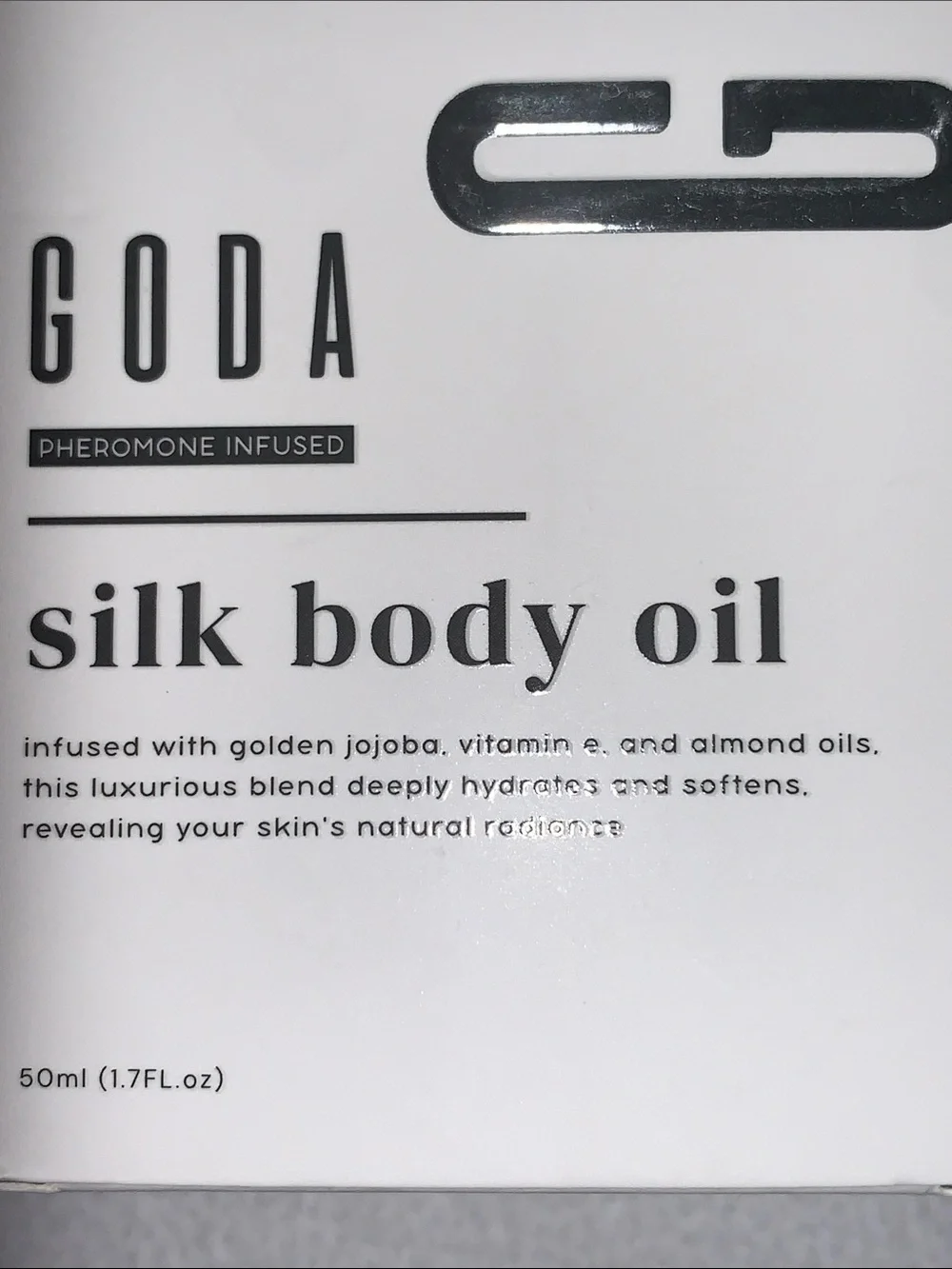 GODA BRAND NEW IN BOX SILK BODY OIL